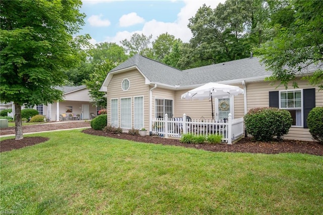 130 W Brick Walk Ct, Mocksville, NC 27028 - view of front of home featuring roof with shingles and an attached garage