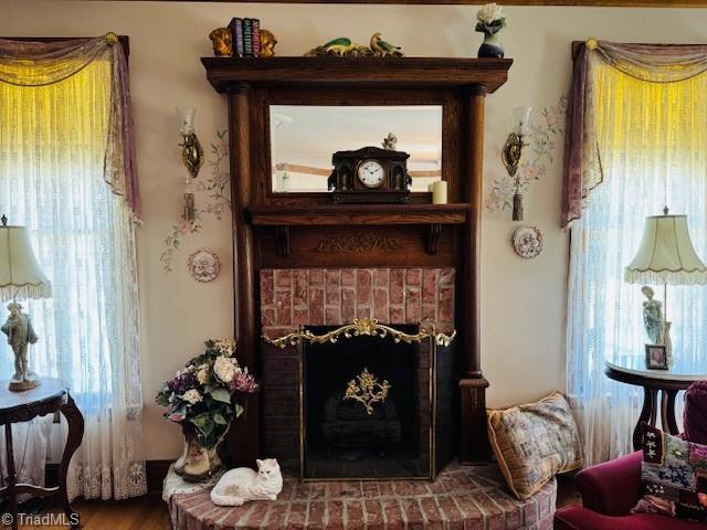 526 Bob Rainey Trl, Burlington, NC 27217 - sitting room with a fireplace