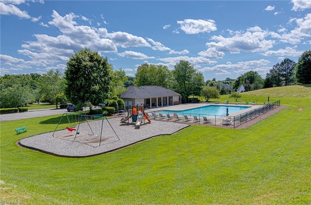 1438 Crestlawn Trl, Pfafftown, NC 27040 - community pool featuring a yard