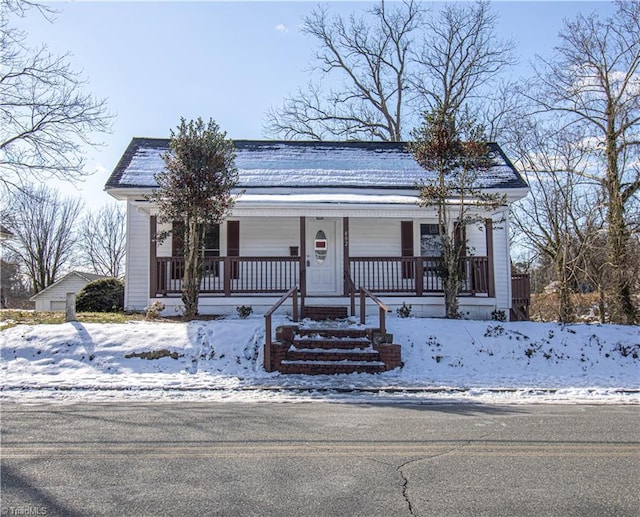 view of front facade with a porch