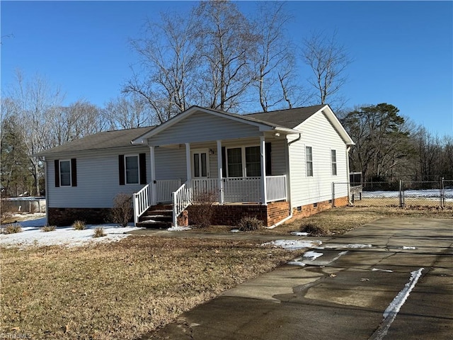 122 Scenic Dr, King NC, 27021, 3 bedrooms, 2 baths house for sale