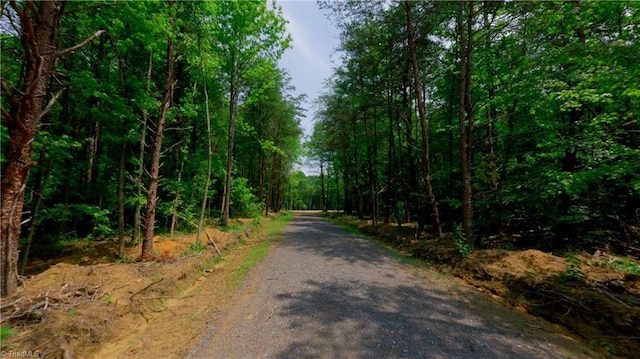 2745 Wyo Rd, Yadkinville, NC 27055