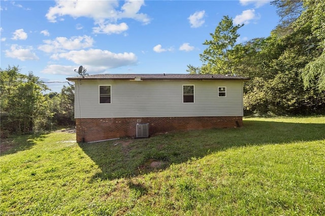 220 Glen Ter, Mount Airy, NC 27030 - view of home's exterior with central air condition unit and a lawn