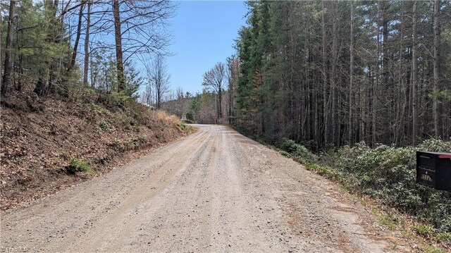 000 Big Ivy Rd, Purlear, NC 28665