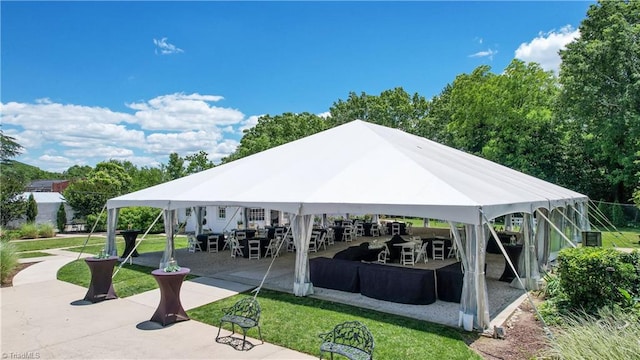 17 E Main St, Thomasville, NC 27360 - view of property's community with a gazebo and a lawn