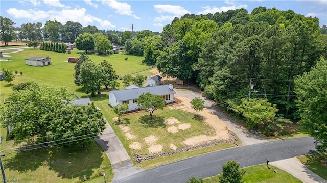 4353 Valley View Rd, Thomasville, NC 27370 - drone / aerial view of a tree filled landscape