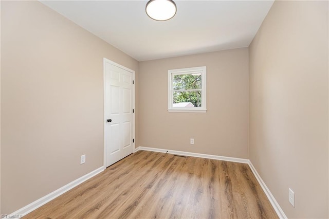 4353 Valley View Rd, Thomasville, NC 27370 - spare room featuring light wood finished floors and baseboards