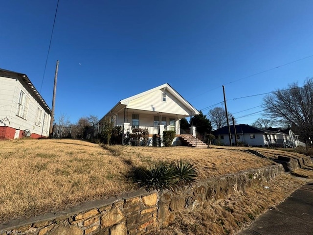 view of front of home with covered porch