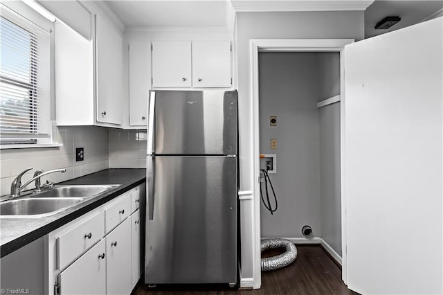 170 Vista Cir Unit C, Winston-Salem, NC 27106 - kitchen with freestanding refrigerator, a sink, white cabinetry, tasteful backsplash, and dark wood-style floors
