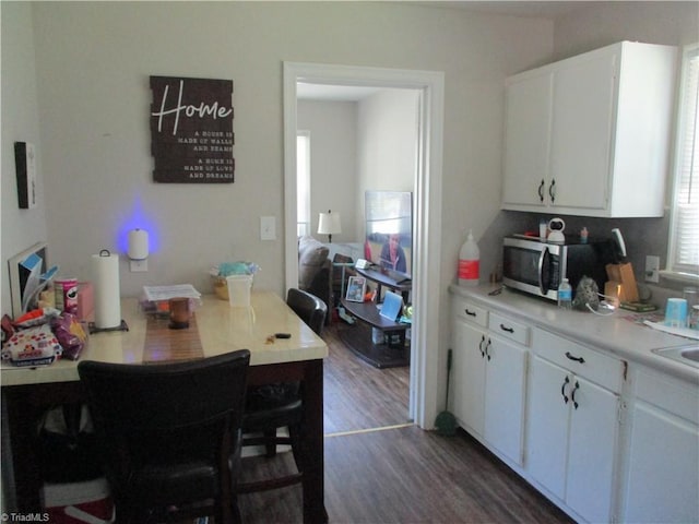 500 Avalon Pl, High Point, NC 27262 - dining space featuring dark wood-style floors