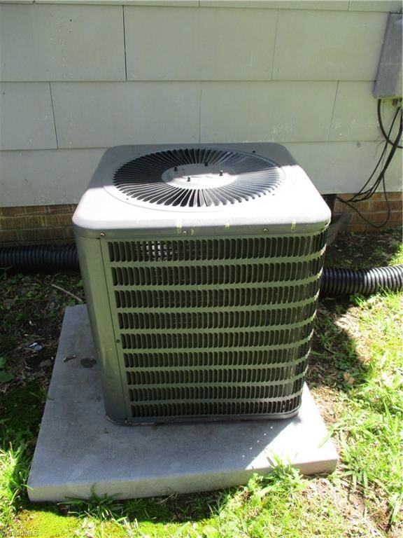 500 Avalon Pl, High Point, NC 27262 - exterior view of a central AC unit