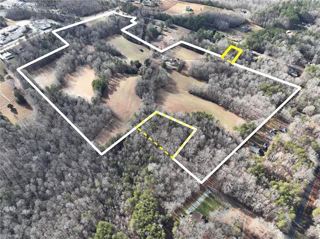 Listing photo 3 for 6101 Burlington Rd, Gibsonville NC 27249