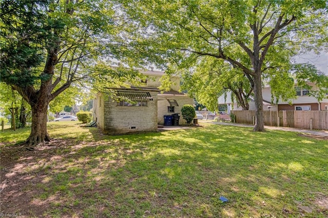1900 Peachtree St, Winston-Salem, NC 27107 - view of yard
