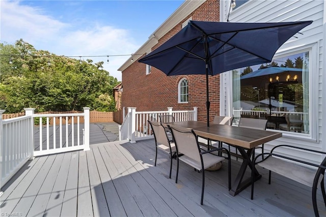1203 Westminster Dr, Greensboro, NC 27410 - deck with outdoor dining space