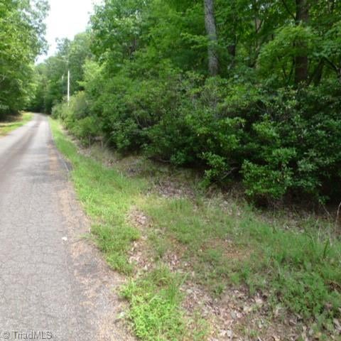 Listing photo 3 for LOT18 Mountain View Dr, Lowgap NC 27024