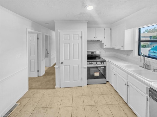 230 Vista Cir Unit B, Winston-Salem, NC 27106 - kitchen with dishwashing machine, white cabinets, visible vents, a sink, and stainless steel electric range