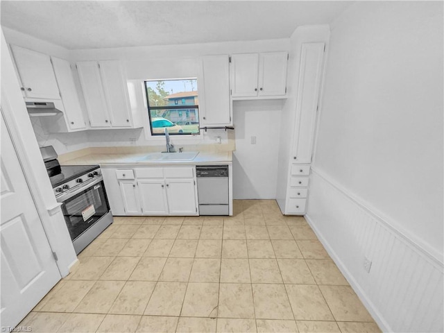 230 Vista Cir Unit B, Winston-Salem, NC 27106 - kitchen featuring stainless steel electric stove, white cabinets, under cabinet range hood, dishwasher, and a sink