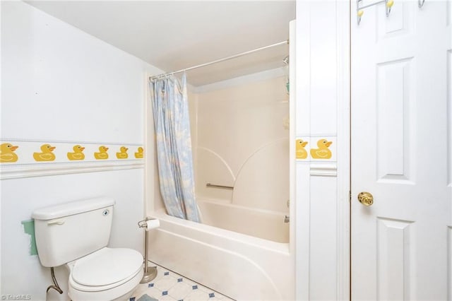 full bathroom with toilet and shower / tub combo with curtain