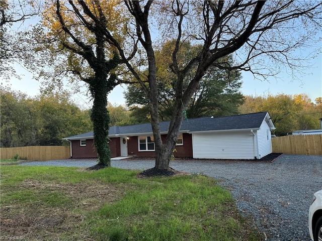 5515 Bethania Rd, Pfafftown, NC 27040 - single story home featuring driveway and fence