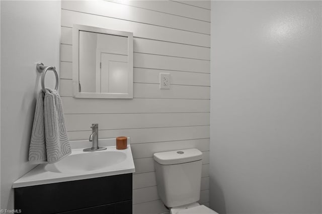 120 King Charles Rd, Hillsborough, NC 27278 - bathroom with toilet and vanity