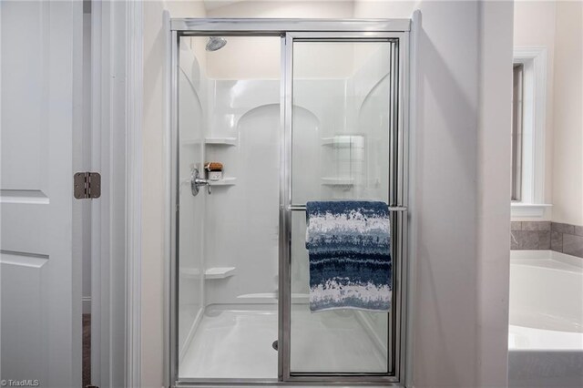 914 Bonanza Ln, Mebane, NC 27302 - full bathroom with a garden tub and a stall shower