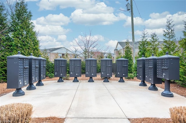 914 Bonanza Ln, Mebane, NC 27302 - view of property's community featuring mail area
