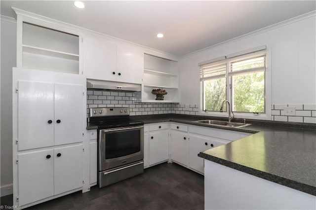 kitchen featuring stainless steel electric range, tasteful backsplash, dark wood-type flooring, sink, and white cabinetry