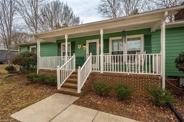 view of front facade featuring a porch