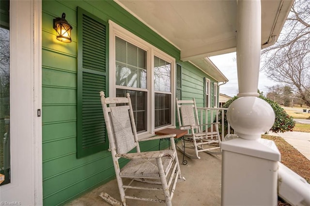 view of patio featuring covered porch