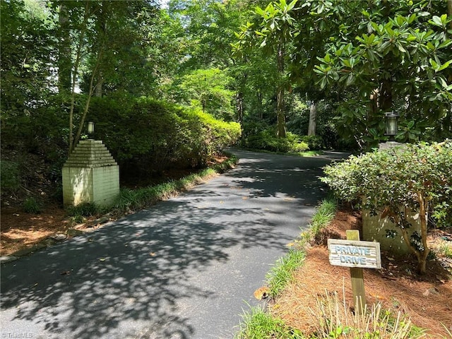 590 Knob View Dr, Winston-Salem, NC 27104 - view of road