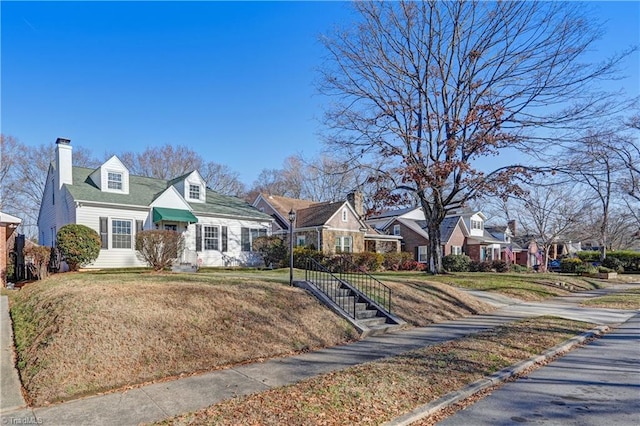 view of front of property with a front yard