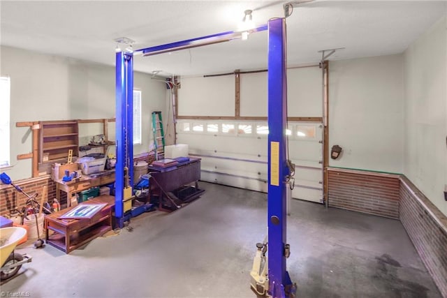 131 Hickory Creek Ct, Winston-Salem, NC 27107 - view of garage