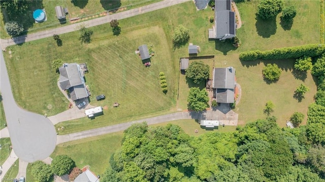 131 Hickory Creek Ct, Winston-Salem, NC 27107 - aerial view of property and surrounding area