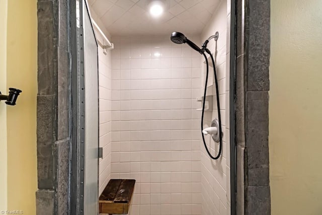 1281 Woodbrook Dr, Kernersville, NC 27284 - full bath with a shower stall