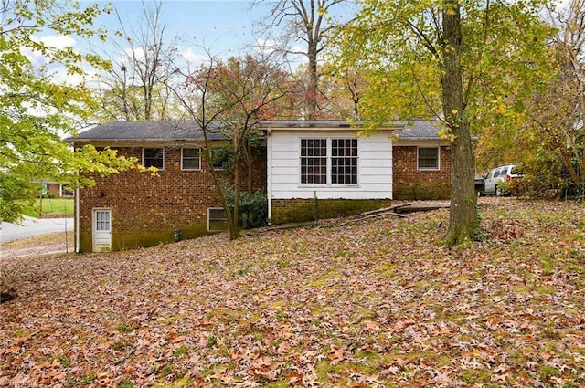 1526 Ann Arbor Ct, High Point, NC 27265 - view of front of house with brick siding
