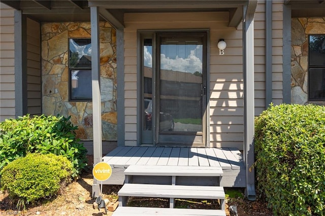 view of entrance to property