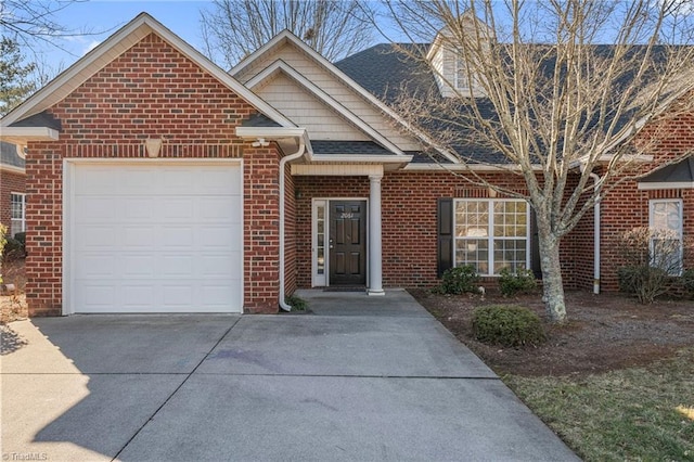 view of front of property featuring a garage