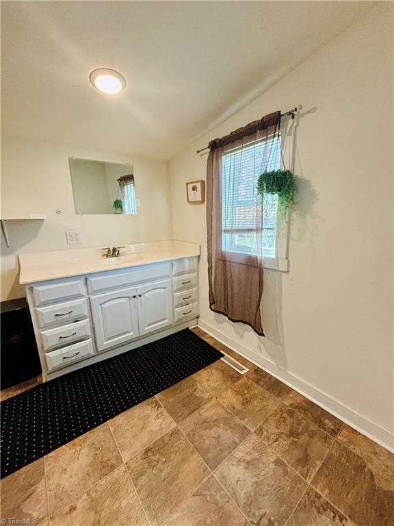 bathroom with vanity