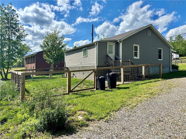 1699 W Pine St, Mount Airy, NC 27030 - view of side of property
