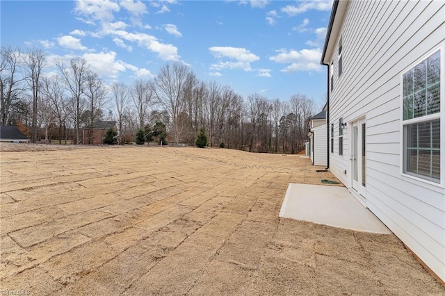 view of yard with a patio