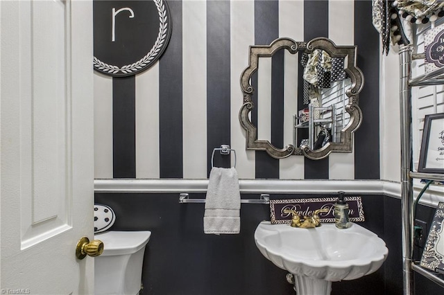 1317 Longcreek Dr, High Point, NC 27262 - half bath featuring a sink and toilet