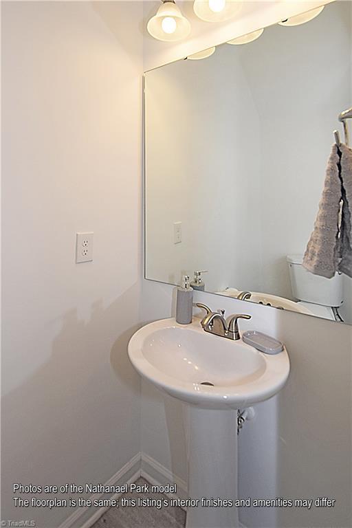 bathroom featuring baseboards