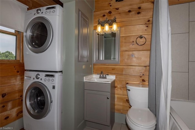 158 Cottontail Ln, North Wilkesboro, NC 28659 - full bath with estacked washer and dryer, vanity, and shower / tub combo with curtain