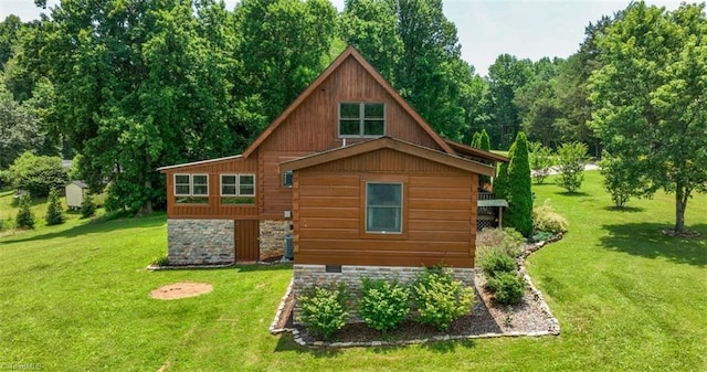 158 Cottontail Ln, North Wilkesboro, NC 28659 - back of house with a yard
