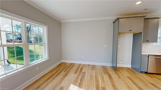 3043 Loch Dr, Winston-Salem, NC 27106 - unfurnished dining area with crown molding, baseboards, light wood finished floors, and recessed lighting