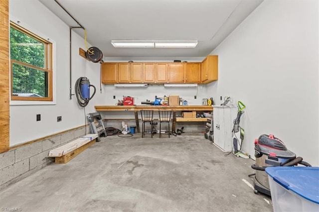 924 Delta Dr, Randleman, NC 27317 - garage featuring a workshop area