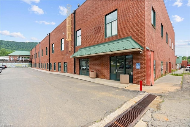215 S Jefferson Ave Unit 102, West Jefferson, NC 28694 - view of property