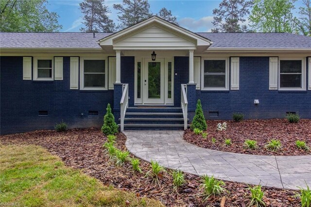 104 Shawnee Cir, Lexington, NC 27295 - ranch-style house featuring brick siding and crawl space