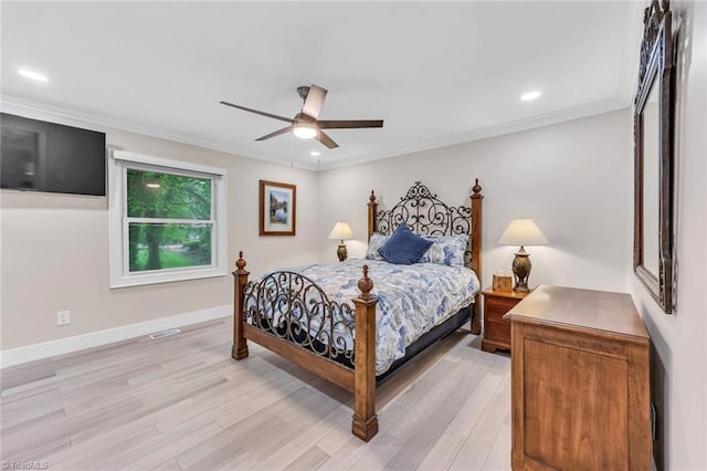 104 Shawnee Cir, Lexington, NC 27295 - bedroom featuring crown molding, baseboards, recessed lighting, and light wood-style flooring