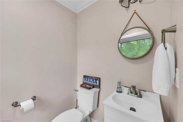 104 Shawnee Cir, Lexington, NC 27295 - bathroom with vanity, ornamental molding, and toilet